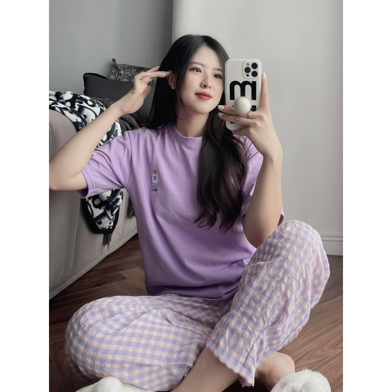 Bộ thêu gấu quần kẻ