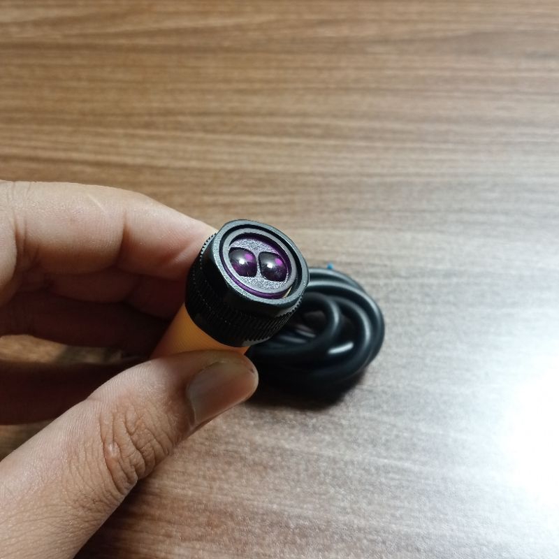 Cảm biến vật cản hồng ngoại, sensor quang E3F-DS30Y1 E3FDS30Y2, 220VAC, NO-NC, 2 dây