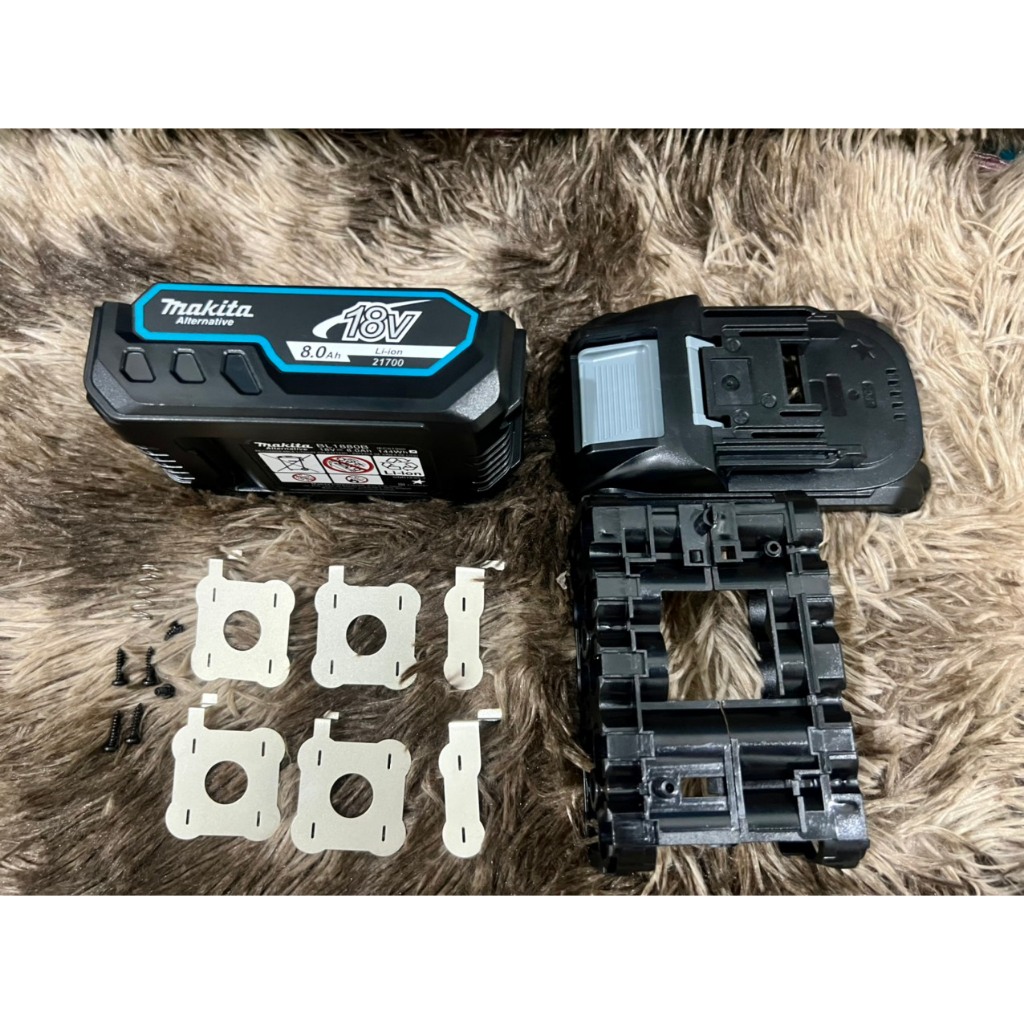 Vỏ mạch Makita 5s-2p 18V 8AH cell 21700 mạch nhận sạc zin, có Led báo pin và tem đáy. BN.