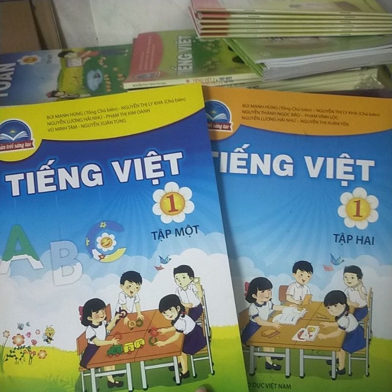 Bìa Bao + Tiếng Việt Lớp 1 Chân Trời Sáng Tạo