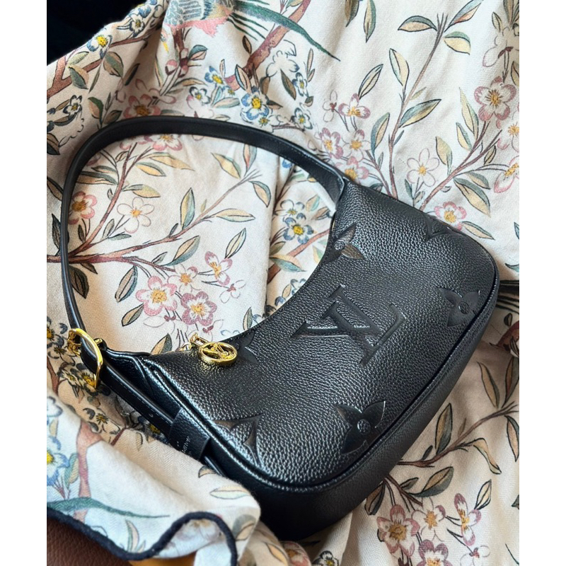 Túi kẹp lv siêu xinh fullbox loại 1 sz 21