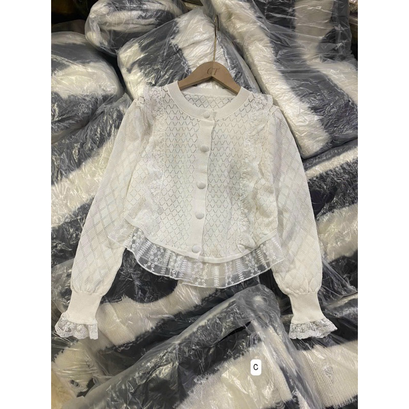 Áo len gạo tay dài viền bèo