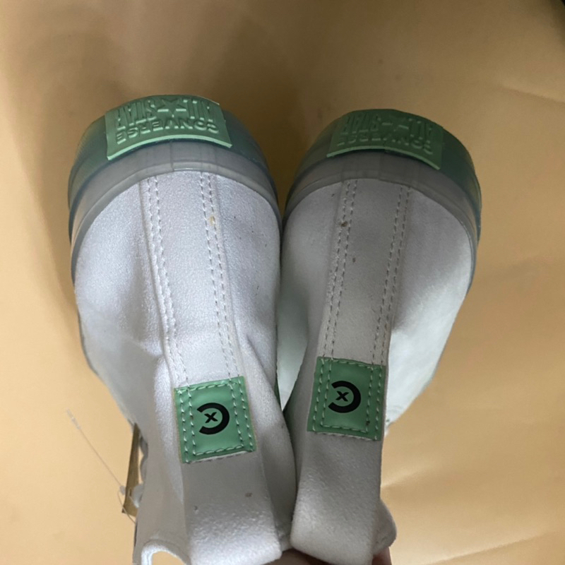 Giày chính hãng đã qua sử dụng