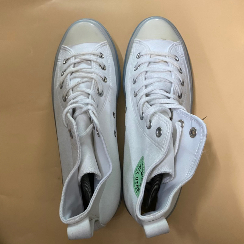 Giày chính hãng đã qua sử dụng