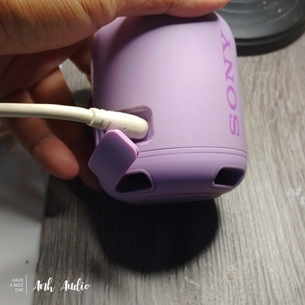 Loa Bluetooth Sony Extra Bass SRS-XB12