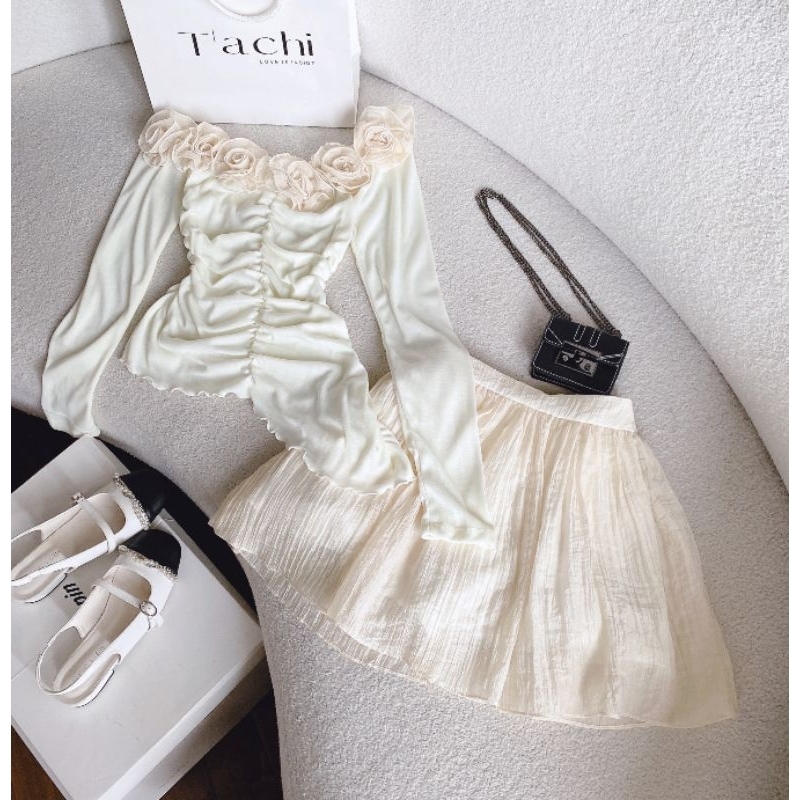 SET ÁO LỆCH VAI KẾT HOA NHÚN RÚT THÂN +  CHÂN VÁY