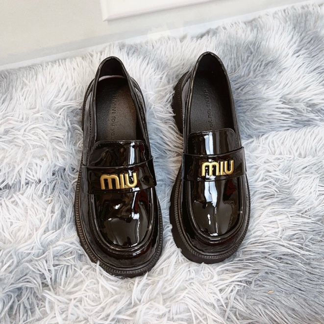 Giày Nữ Miu Miu Da Bóng Siêu Xinh Đế Cao Thời Trang