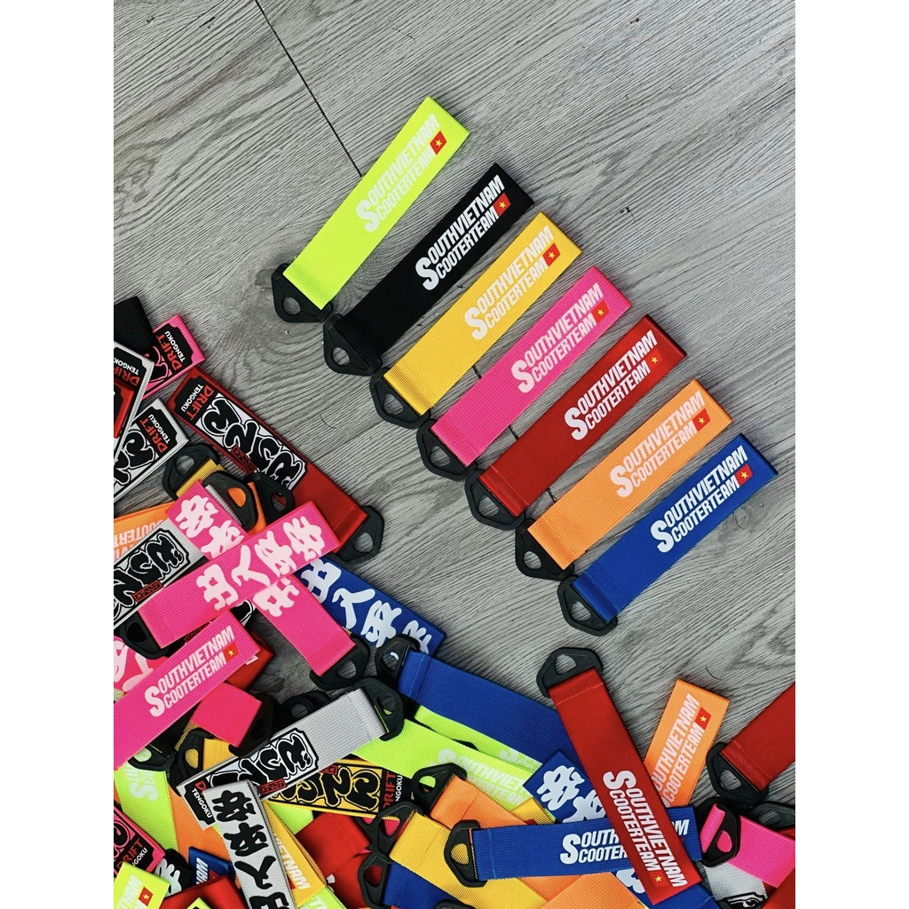 MÓC KHÓA DÂY CẢNG SAU TRANG TRÍ XE