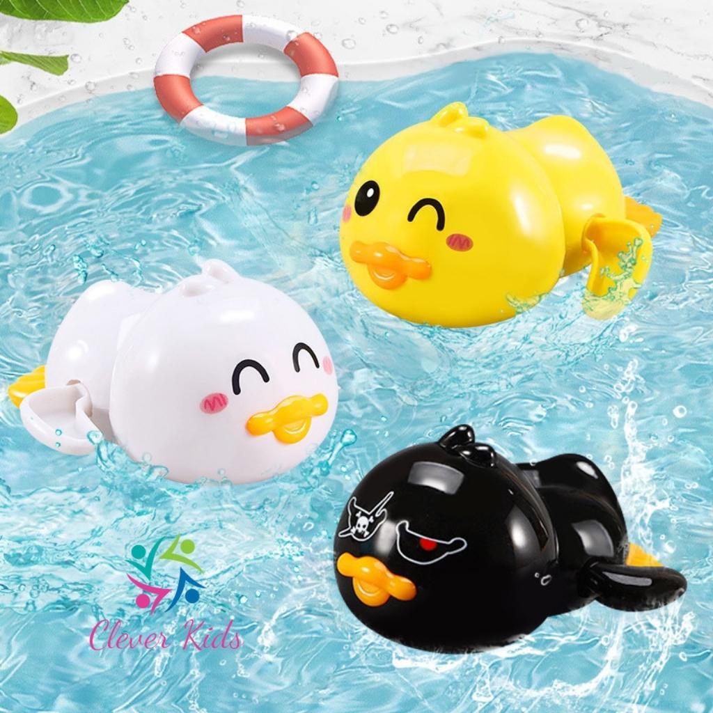 Vịt bơi trong nước thả bồn tắm cho bé, đồ chơi nhà tắm vui nhộn