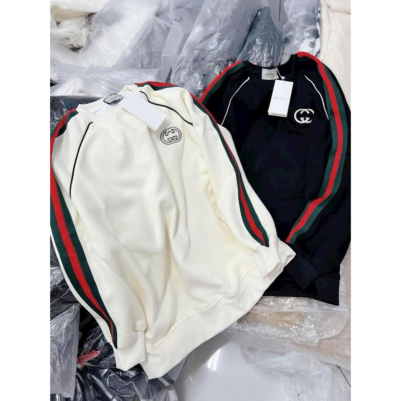 Áo nỉ da cá dài tay thêu viền đỏ