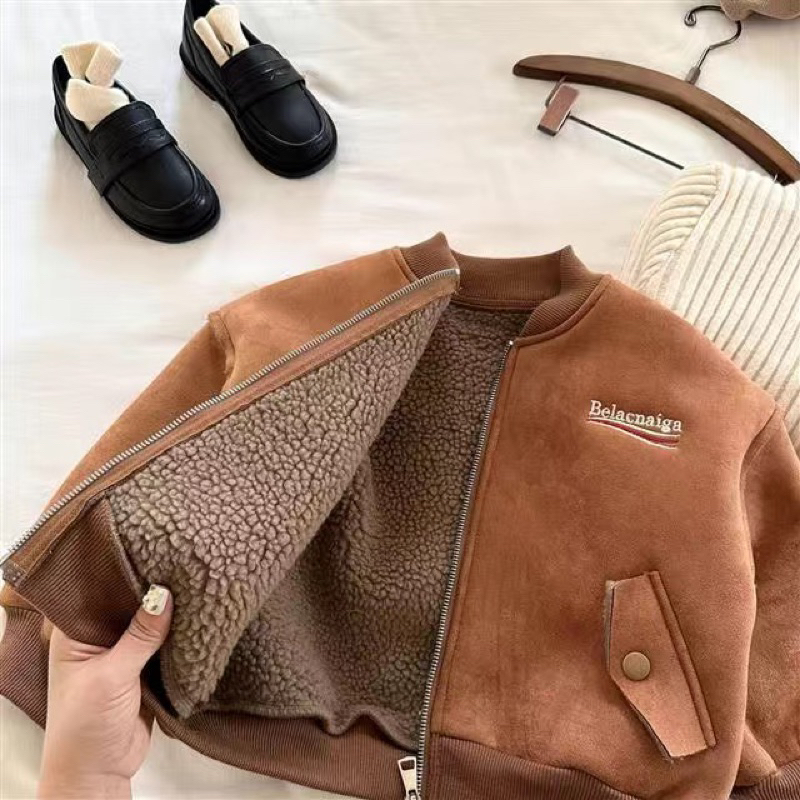 Áo khoác da lộn cho bé, áo khoác da lộn lót lông cho bé trai phong cách hàn quốc