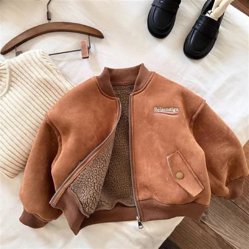 Áo khoác da lộn cho bé, áo khoác da lộn lót lông cho bé trai phong cách hàn quốc