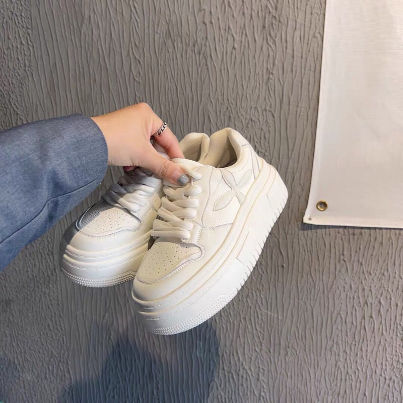 Giày thể thao cho nữ đế bánh mỳ cao 5cm hàng loại 1 chất lượng cao - shoeshi