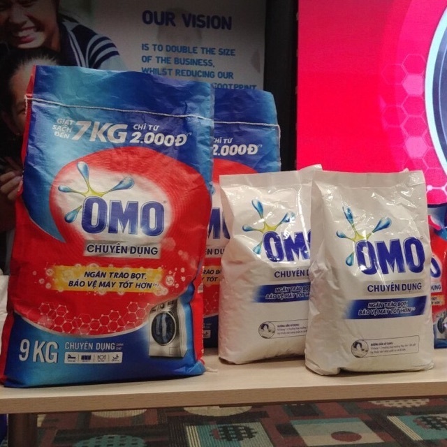 Bột giặt omo chuyên dụng 9kg