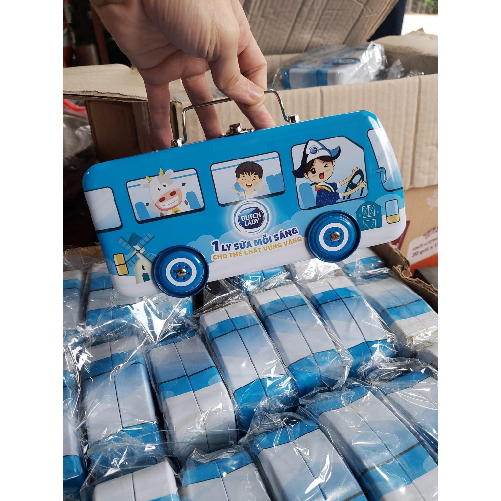 Hộp Bút sắt 2 tầng Hình Oto Có bánh Xe dễ thương cho bé đựng dụng cụ học tập, bút, thước mang tới lớp.