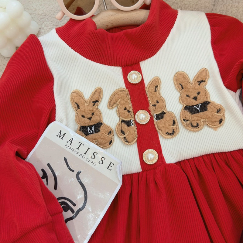 10-22kg váy len nhung đỏ thêu hình thỏ cho bé mặc noel và tết