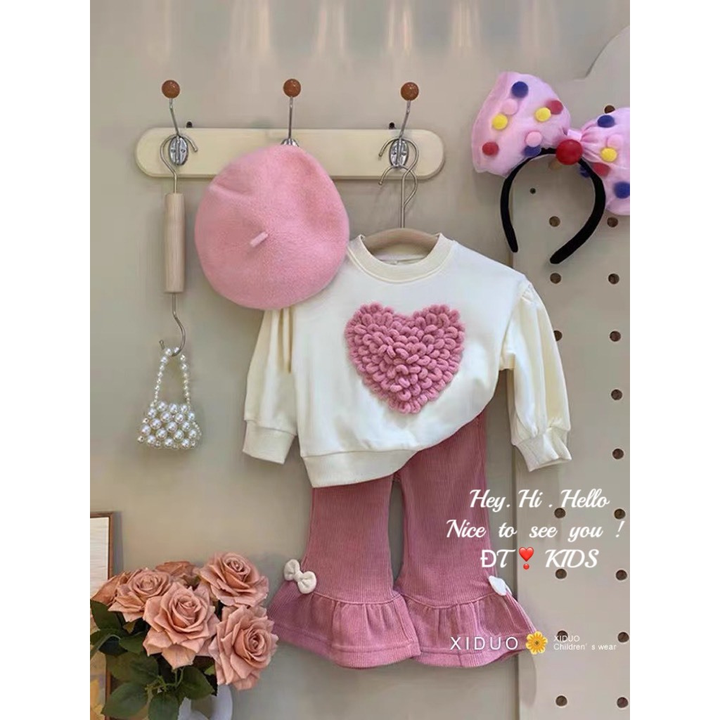 Bộ quần áo bánh bèo bé gái xinh sắn