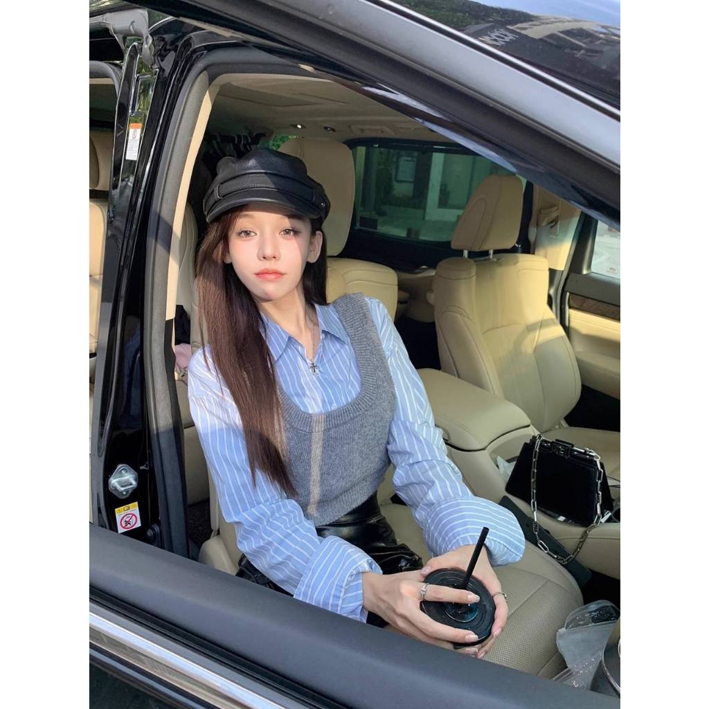 Set Đồ Nữ Áo Len Croptop Không Tay Áo Gile Len Màu Xám, Áo Sơ Mi Croptop Dài Tay Kẻ Sọc Set Áo Kiểu Hàn Quốc SD690