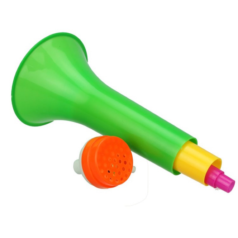 Kèn ba khúc cổ vũ bóng đá kêu to