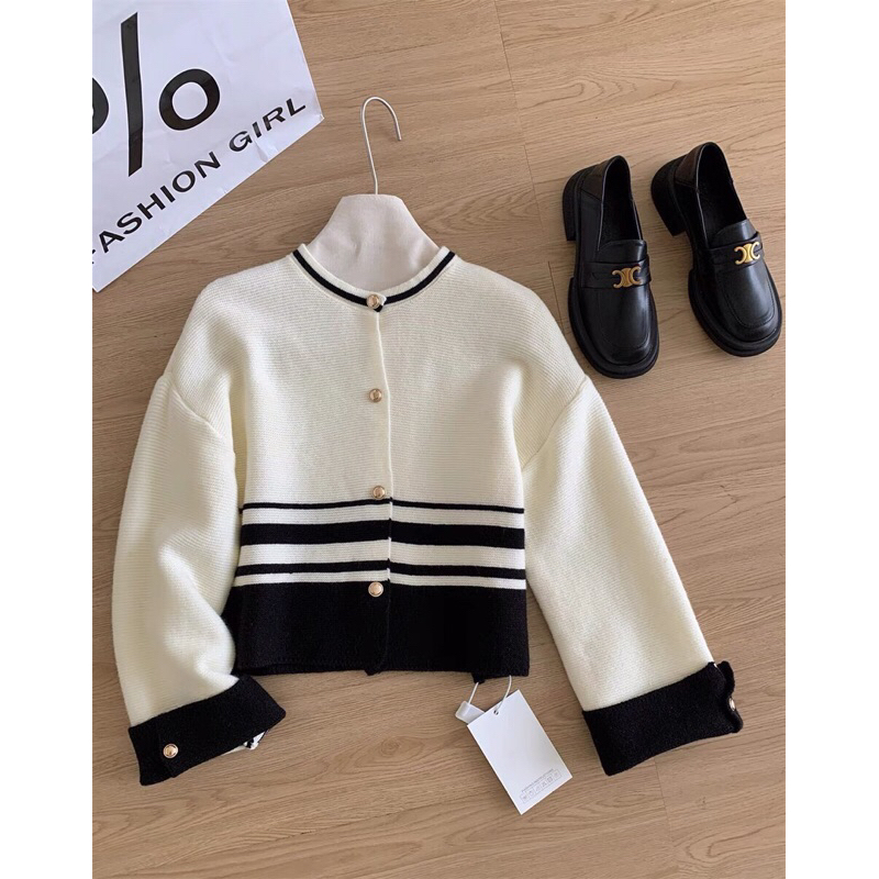 Áo len cardigan phối kẻ 2 màu freesize 23’September