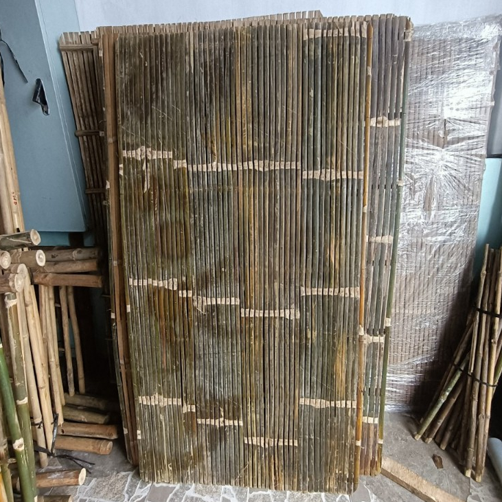 Dát  giường tre,Vạt giường cho bà đẻ nằm ,giường tre chõng tre cho bà đẻ cho người già nhiều kích thước