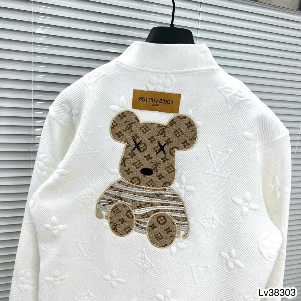 Áo Khoác Bomber LV Vân Dập Nổi  Unisex Logo Thêu Hình Gấu Chất Nỉ Bông Siêu Ấm Siêu Chất Nemoshop