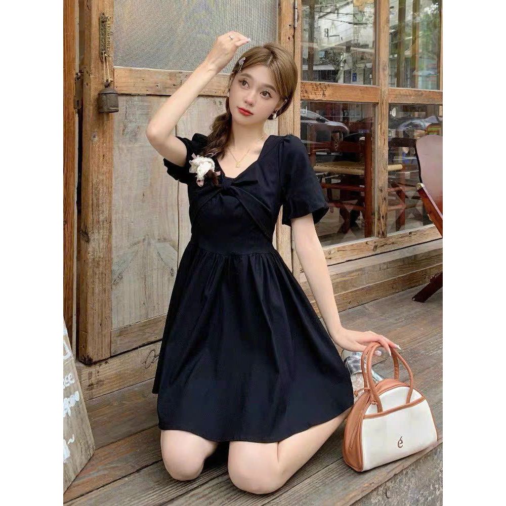 Đầm Xòe tay ngắn thắt nơ trước ngực