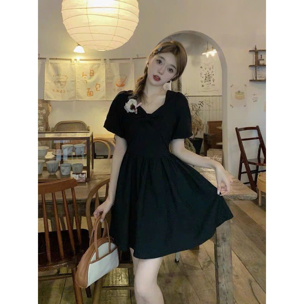 Đầm Xòe tay ngắn thắt nơ trước ngực