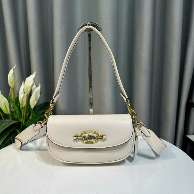 ✨✨Coach Harley Crossbody bag✨✨ CM702🌟Mẫu coach dáng bầu đơn giản, dễ phối