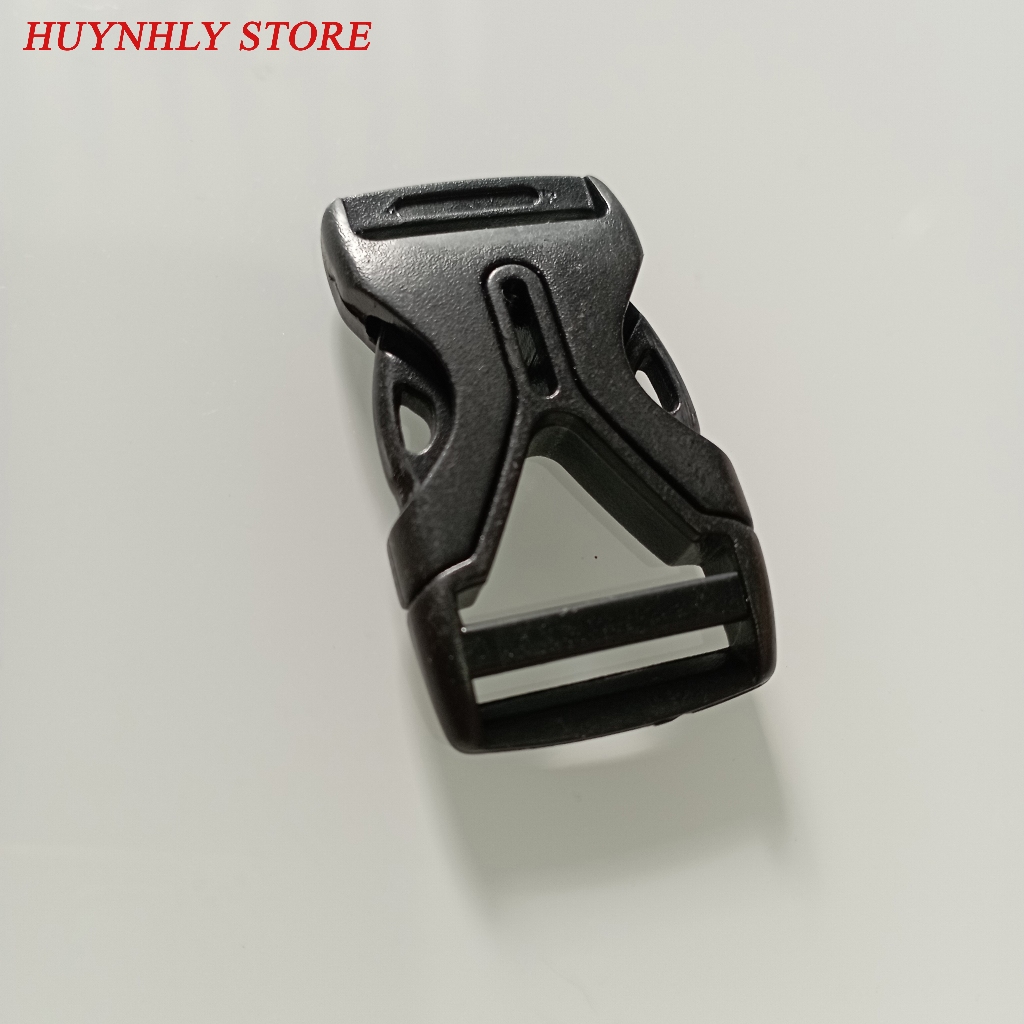 Chốt gài nón bảo hiểm - khoá nón sơn