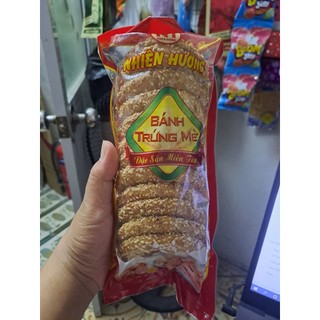 Bánh trứng mè - đặc sản miền tây