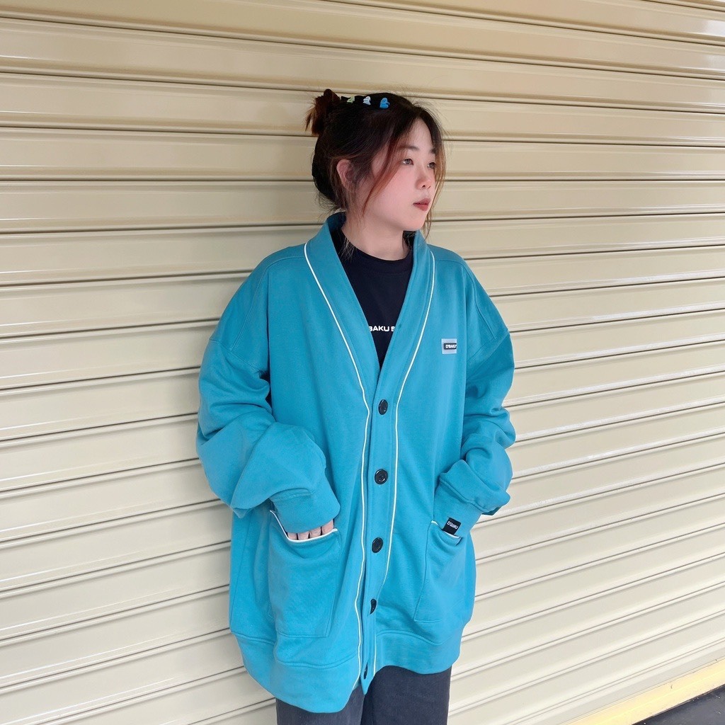 Áo nỉ cài nút Cardigan Jacket D'BAKU BASIC LOGO