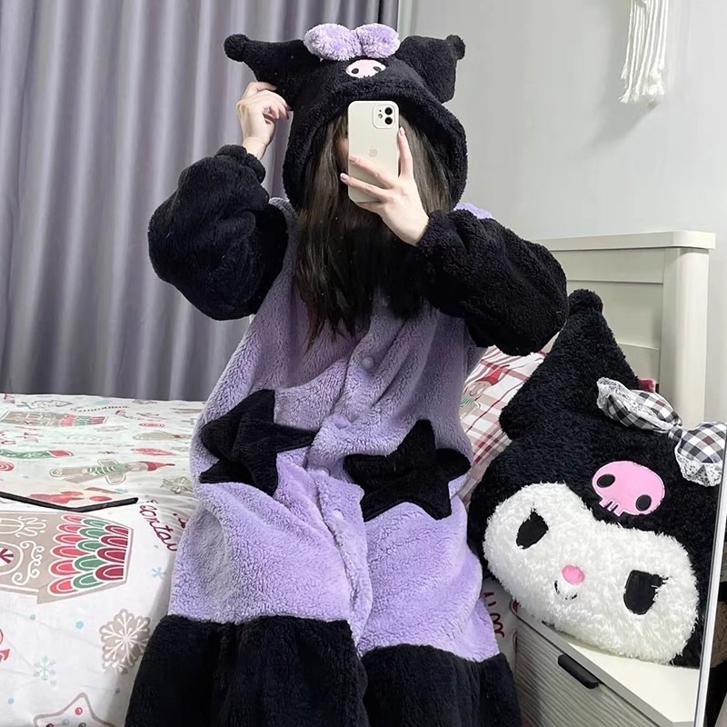 Váy ngủ bông gấu dâu đỏ mũ to rộng 2 lớp túi bàn chân lông dày dặn, Váy choàng lông nhiều mẫu thú cưng dễ thương