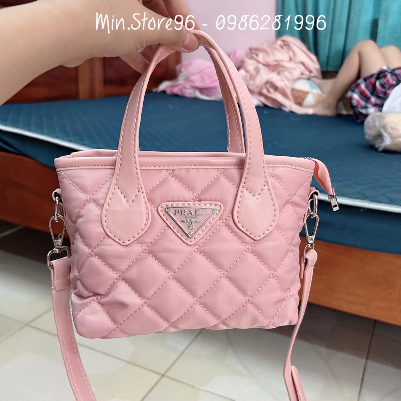 Túi xách cầm tay, đeo chéo dáng vừa xinh, hoạ tiết trám, trẻ trung năng động SP23