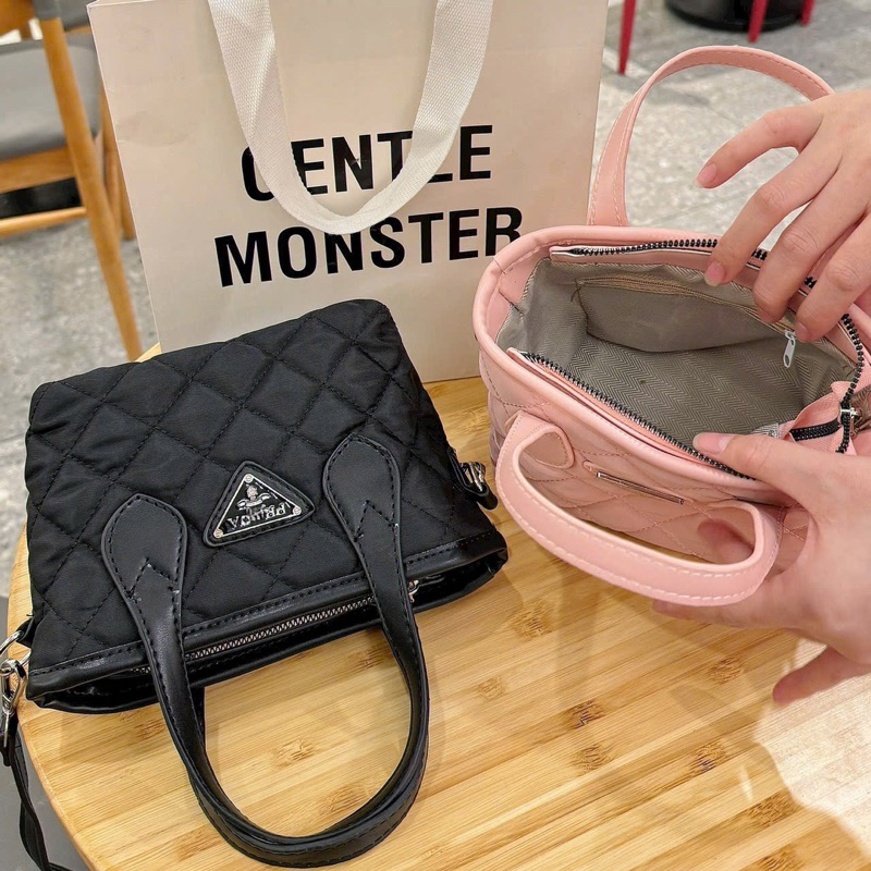 Túi xách cầm tay, đeo chéo dáng vừa xinh, hoạ tiết trám, trẻ trung năng động SP23