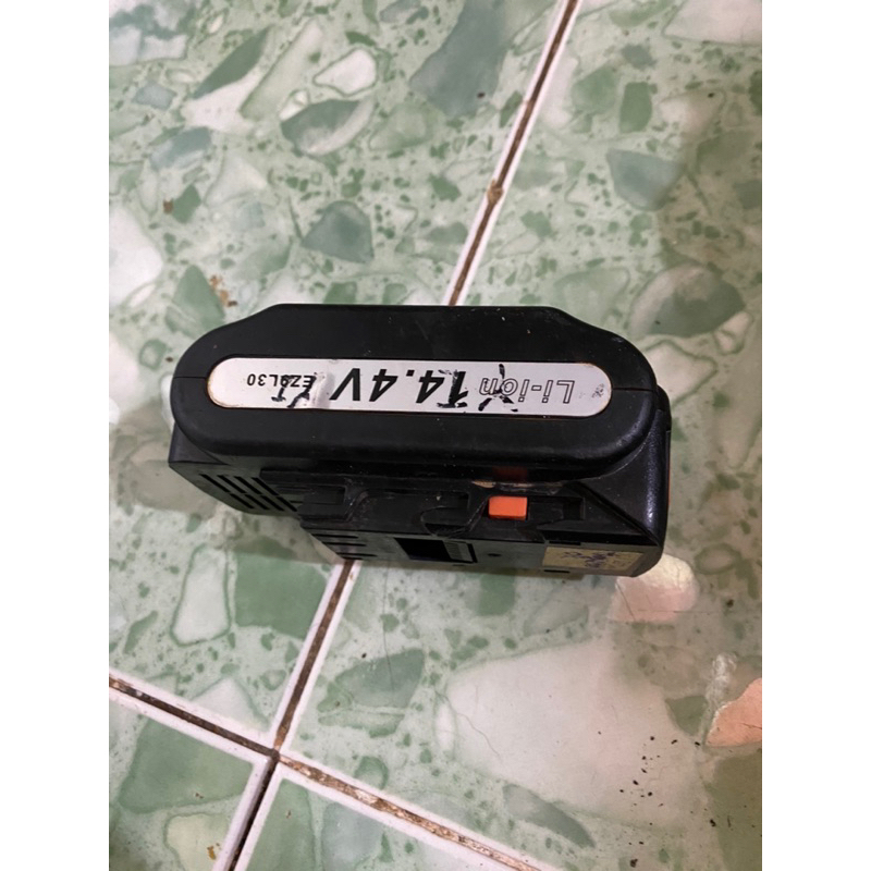 Panasonic 14.4v zin bãi nhật nhận sạc L81