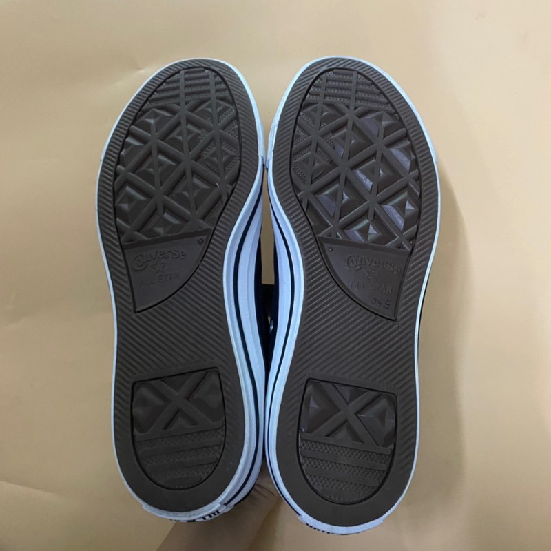 Giày chính hãng đã qua sử dụng