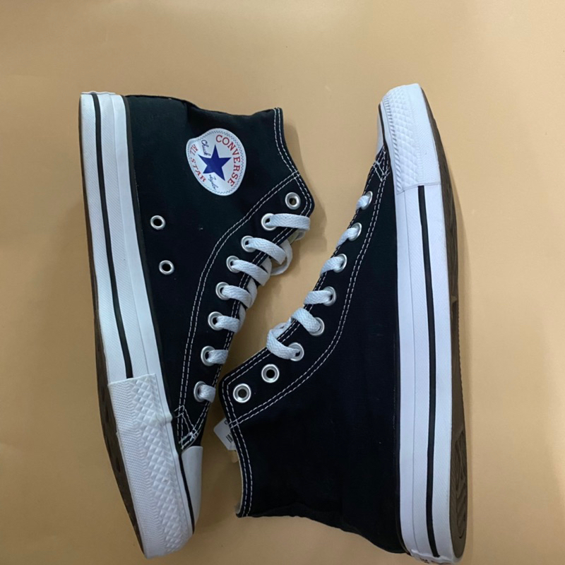 Giày chính hãng đã qua sử dụng