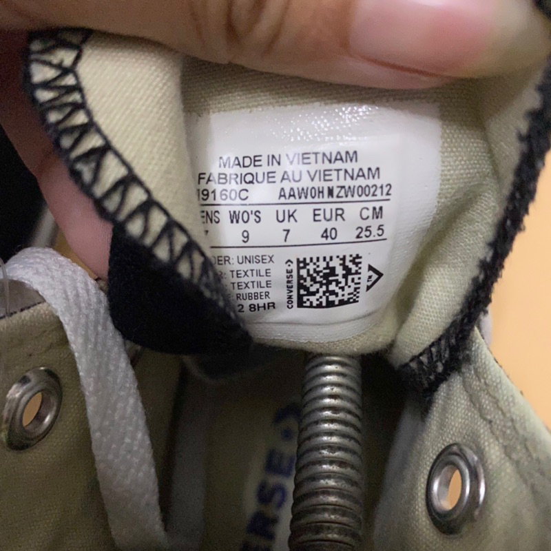 Giày chính hãng đã qua sử dụng