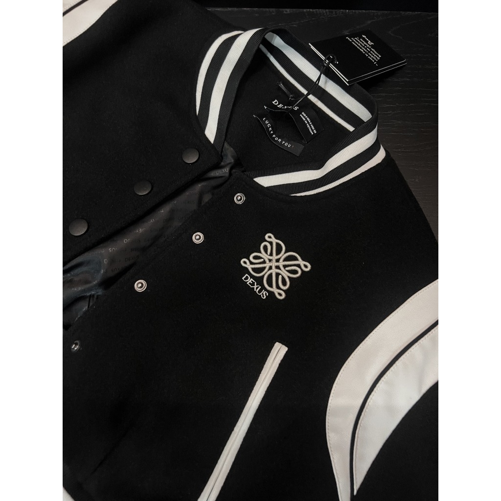 Áo Khoác Croptop VARCITY 𝐃𝐗 𝐃𝐄𝐗𝐔𝐒 Trẻ Trung, Cá Tính_DXA70474