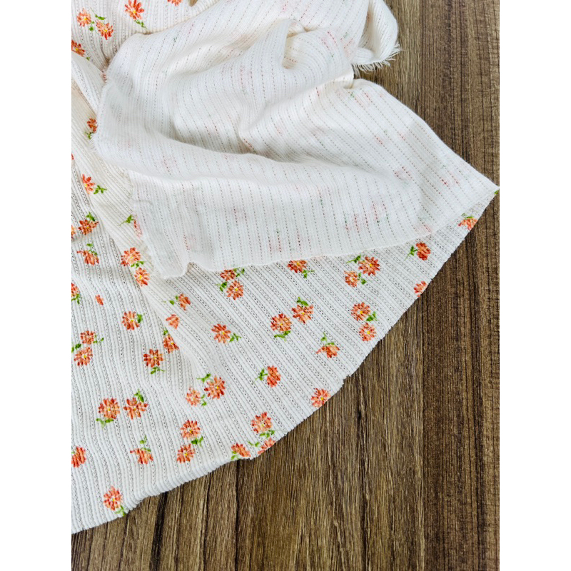 Vải thun cotton thông hơi Hàn hoa nhí màu vintage