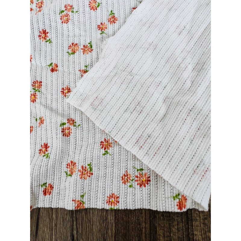 Vải thun cotton thông hơi Hàn hoa nhí màu vintage