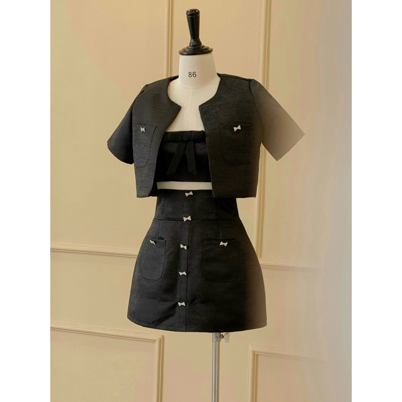 SET ÁO DẠ 3 MÓN + CHÂN VÁY