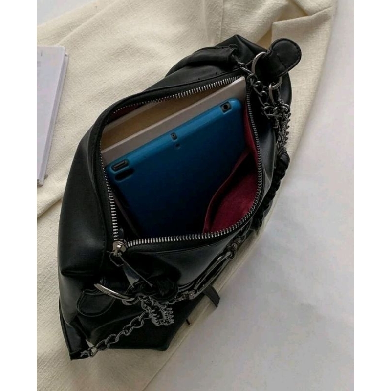 Pass túi đen da 100k