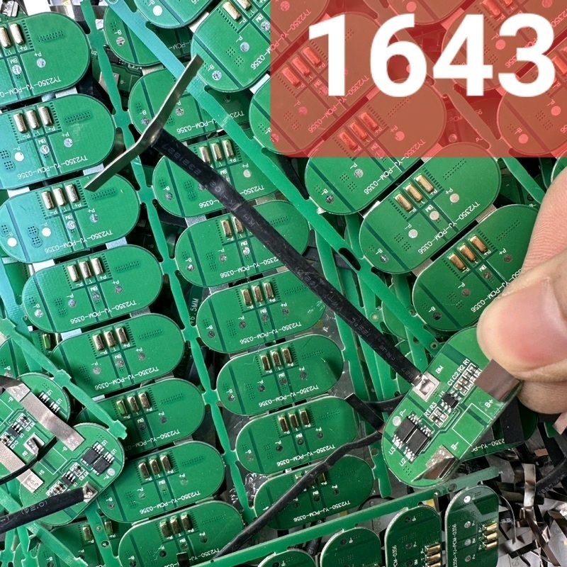 mạch sạc và vảo vệ pin 18650 2s 3a Li-Ion 7.4v 8.4v có sẵn kẽm hàn (1643)