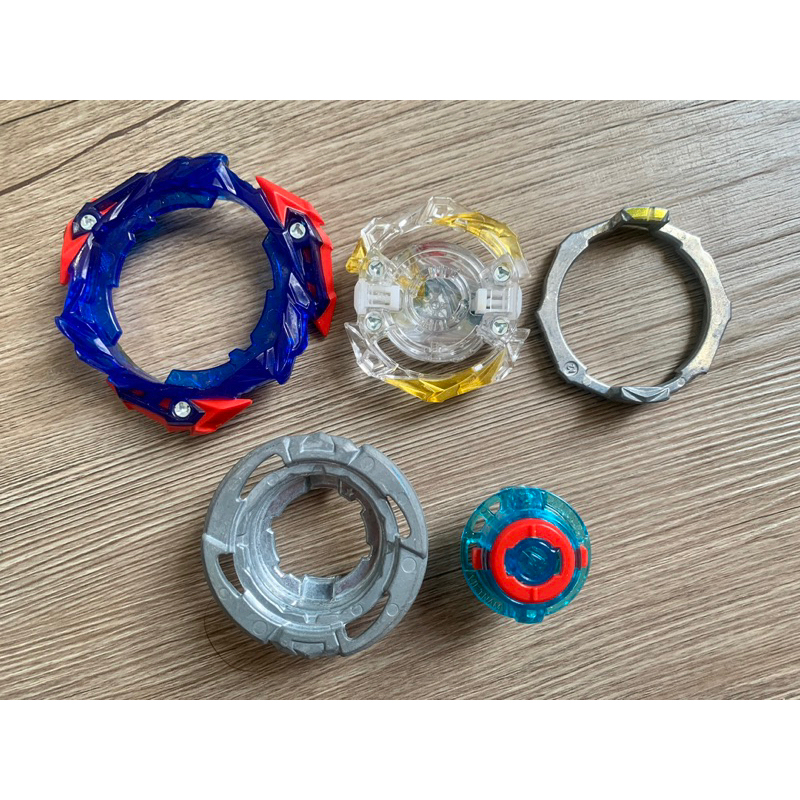 Con quay Beyblade B-205 Ultimate Valkyrie .W'.A'-9 Takara Tomy