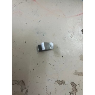Lò xo nắp bình xăng ngoài Chery QQ3/ Daewoo Matiz 1,2