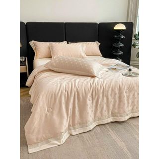 Bộ Chăn Ga Gối Happy Drap Lụa Vân Chìm sang chảnh