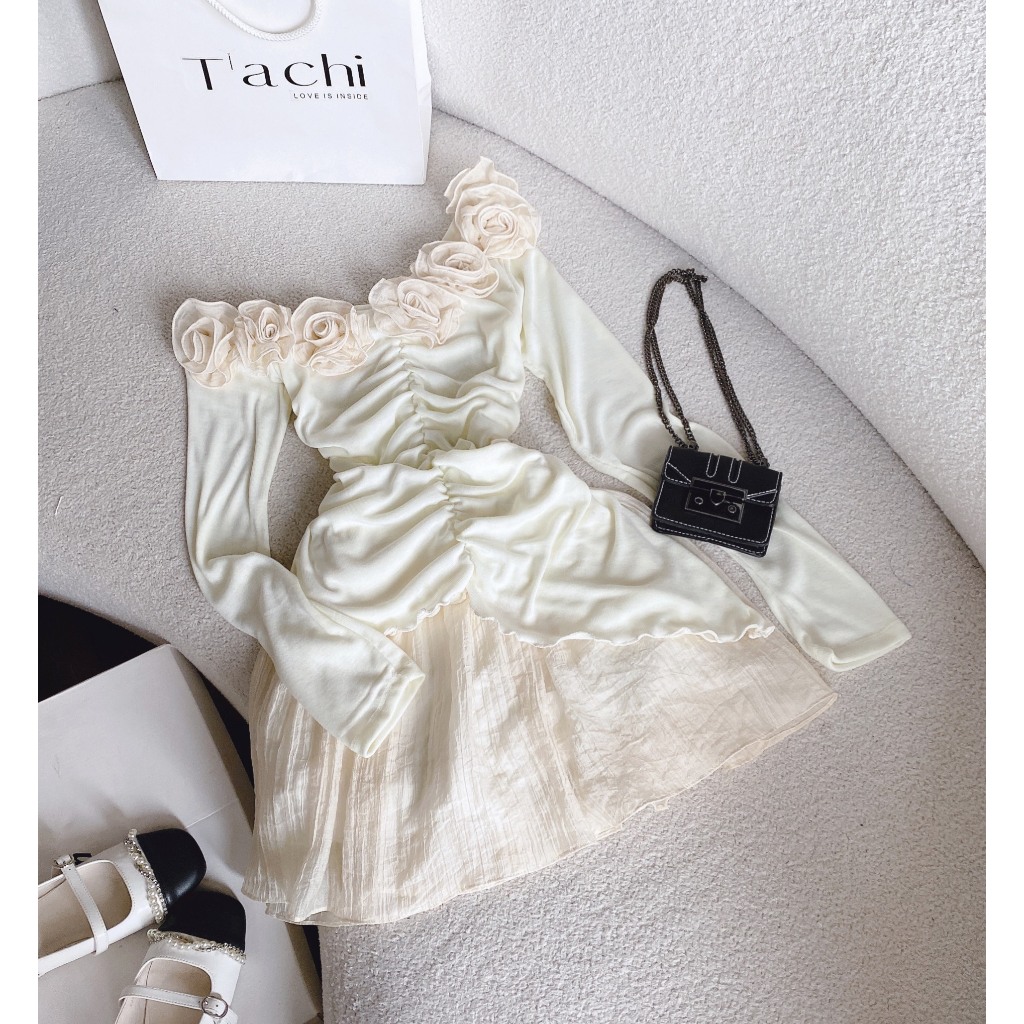 SET ÁO BẸT KEM GÂN TĂM NHÚN CHỈ TAY DÀI CUỐN BIÊN VIỀN HOA NGỰC + CHÂN VÁY XƯỢC KEM  SHEEP