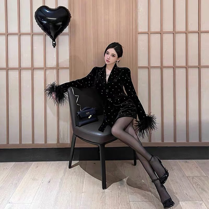 Vest nhung đá phối tay lông 💋